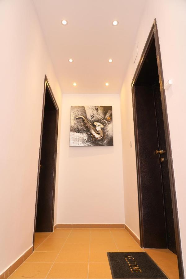 Shushi'S 1 Bedroom Central Apartment Plovdiv Luaran gambar